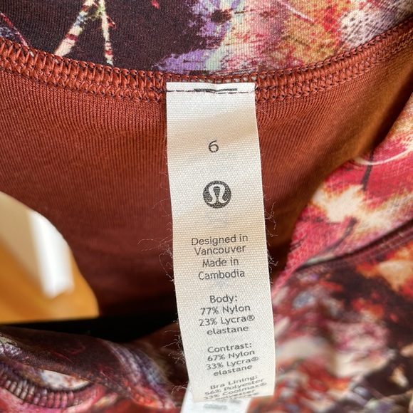 Lululemon Everlux crop top - Picture 3 of 3